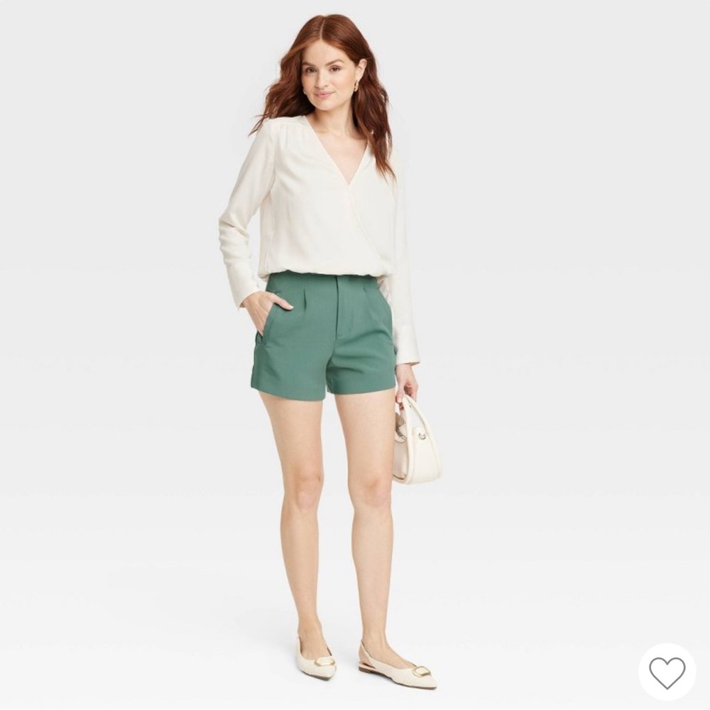 A New Day Women’s High Rise Tailored Green Shorts size 18